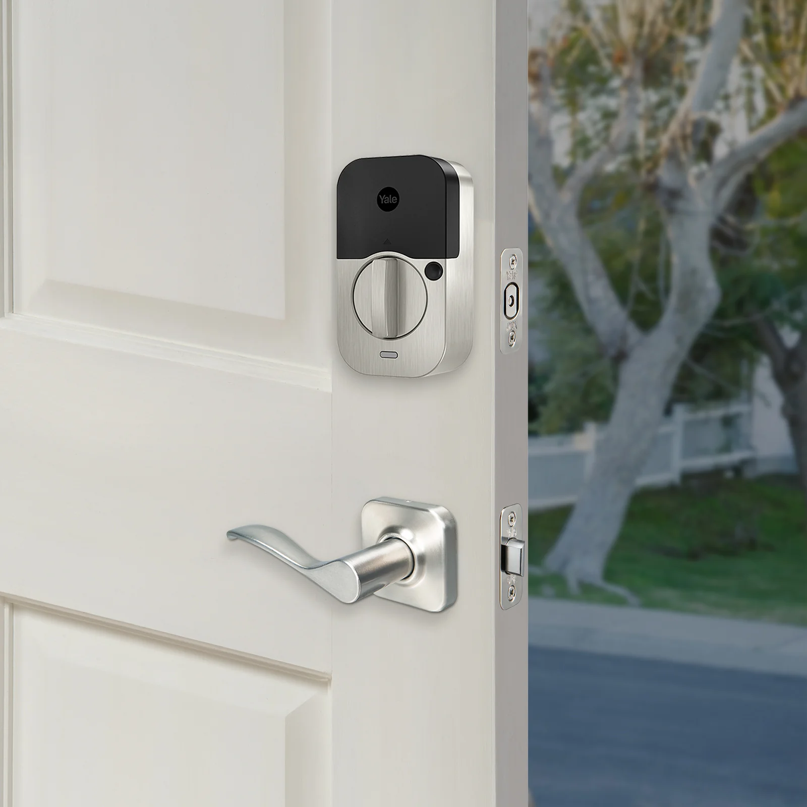 Yale Assure Lock 2 Touch Key-Free Keypad with Bluetooth and Norwood Lever - Image 6